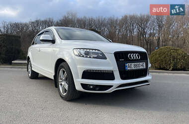 Позашляховик / Кросовер Audi Q7 2014 в 
