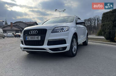 Позашляховик / Кросовер Audi Q7 2014 в 