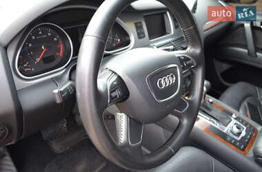 Внедорожник / Кроссовер Audi Q7 2011 в 