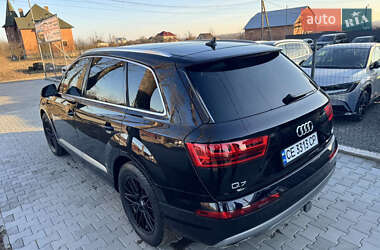 Внедорожник / Кроссовер Audi Q7 2015 в 