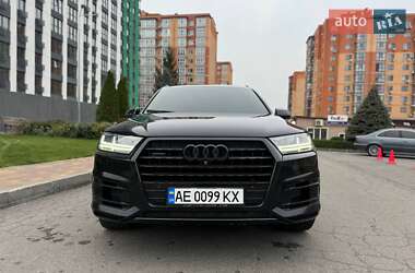 Позашляховик / Кросовер Audi Q7 2016 в Дніпрі