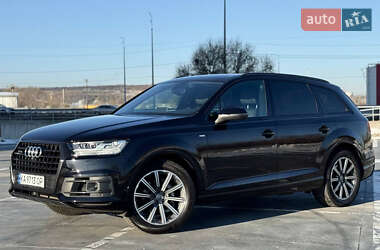 Позашляховик / Кросовер Audi Q7 2019 в Києві