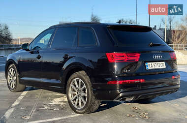 Позашляховик / Кросовер Audi Q7 2019 в Києві