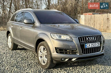 Позашляховик / Кросовер Audi Q7 2013 в Умані