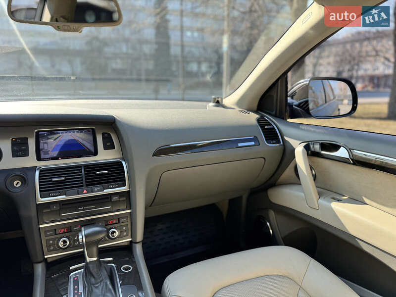 Позашляховик / Кросовер Audi Q7 2012 в Дніпрі фото 41 Позашляховик / Кросовер Audi Q7 2012 в Дніпрі