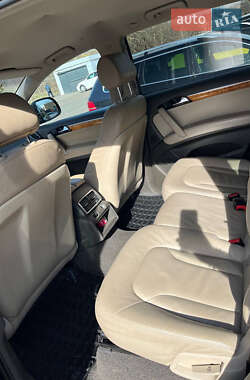 Внедорожник / Кроссовер Audi Q7 2006 в 