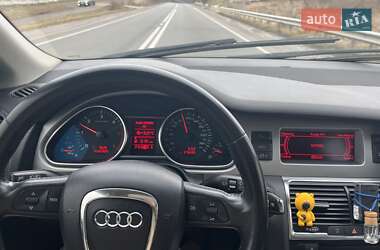 Внедорожник / Кроссовер Audi Q7 2008 в 