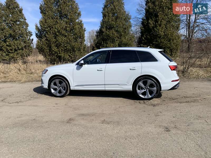 Позашляховик / Кросовер Audi Q7 2022 в Дрогобичі