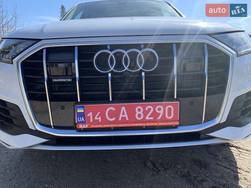 Позашляховик / Кросовер Audi Q7 2022 в Дрогобичі