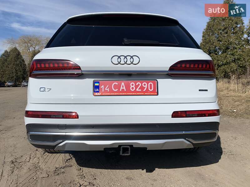 Позашляховик / Кросовер Audi Q7 2022 в Дрогобичі