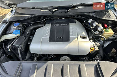 Внедорожник / Кроссовер Audi Q7 2011 в 