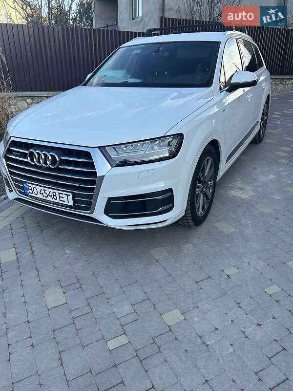 Внедорожник / Кроссовер Audi Q7 2015 в Тернополе