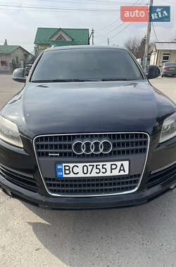 Внедорожник / Кроссовер Audi Q7 2007 в 