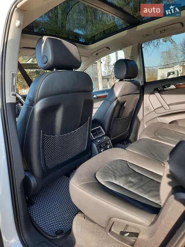 Позашляховик / Кросовер Audi Q7 2015 в Коломиї
