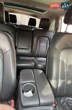 Внедорожник / Кроссовер Audi Q7 2012 в 