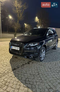 Внедорожник / Кроссовер Audi Q7 2011 в 