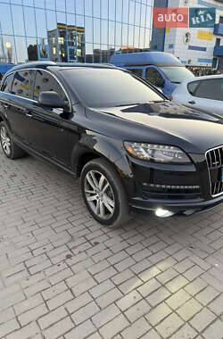 Внедорожник / Кроссовер Audi Q7 2011 в 