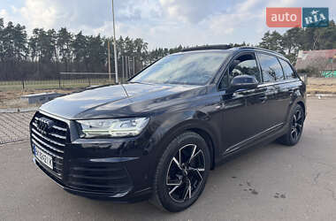 Внедорожник / Кроссовер Audi Q7 2015 в Дубно