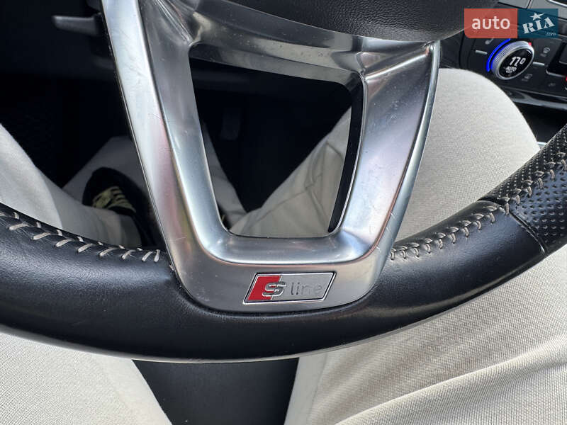 Внедорожник / Кроссовер Audi Q7 2015 в Дубно