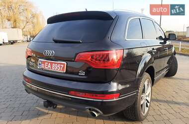 Позашляховик / Кросовер Audi Q7 2012 в 