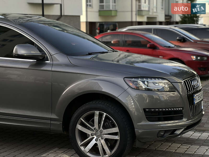 Позашляховик / Кросовер Audi Q7 2012 в Івано-Франківську