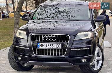Внедорожник / Кроссовер Audi Q7 2011 в 