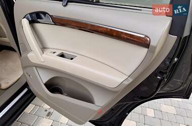 Внедорожник / Кроссовер Audi Q7 2011 в 
