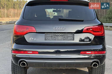Позашляховик / Кросовер Audi Q7 2014 в 