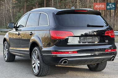 Позашляховик / Кросовер Audi Q7 2014 в 