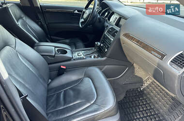 Позашляховик / Кросовер Audi Q7 2014 в 