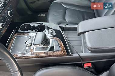 Внедорожник / Кроссовер Audi Q7 2017 в 