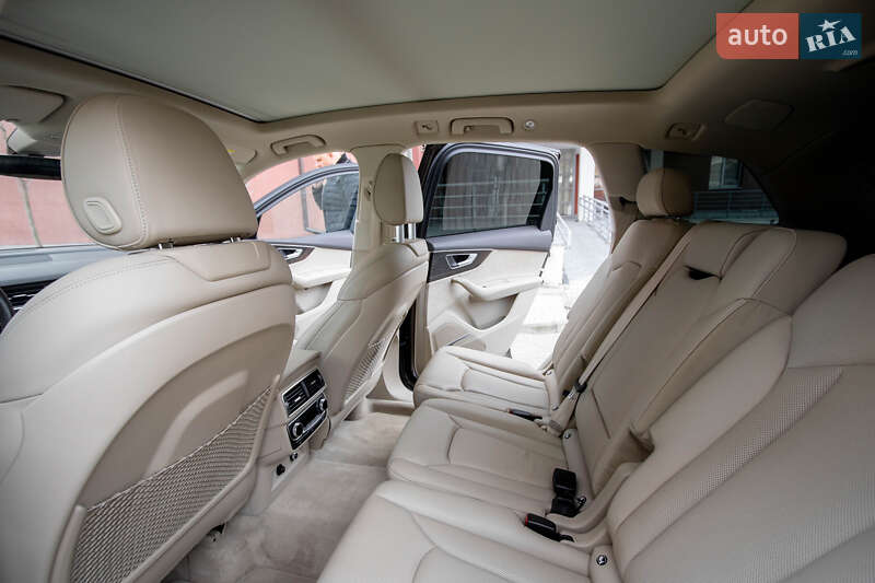 Внедорожник / Кроссовер Audi Q7 2018 в Львове