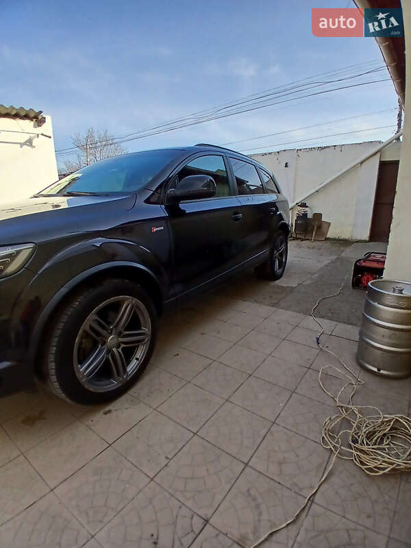 Позашляховик / Кросовер Audi Q7 2013 в Одесі