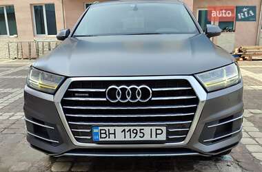 Внедорожник / Кроссовер Audi Q7 2015 в Одессе