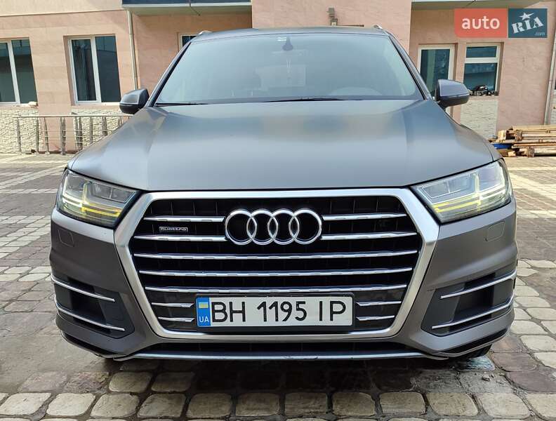 Audi Q7 2015