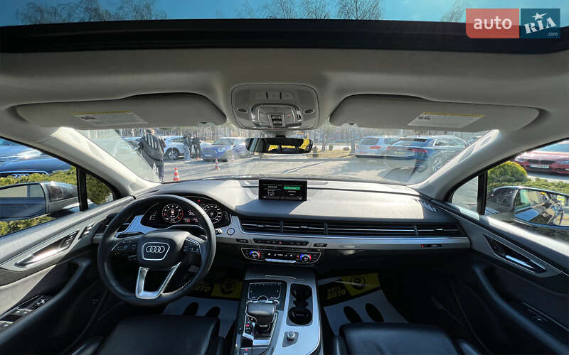 Внедорожник / Кроссовер Audi Q7 2017 в Львове