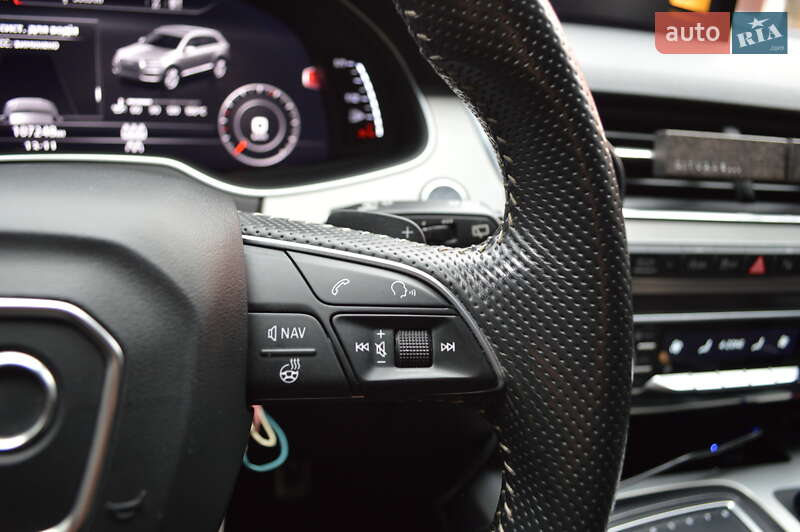 Позашляховик / Кросовер Audi Q7 2018 в Львові