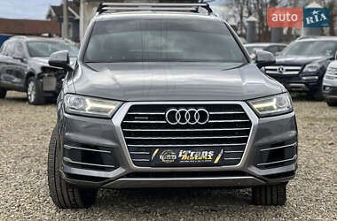 Внедорожник / Кроссовер Audi Q7 2017 в Стрые