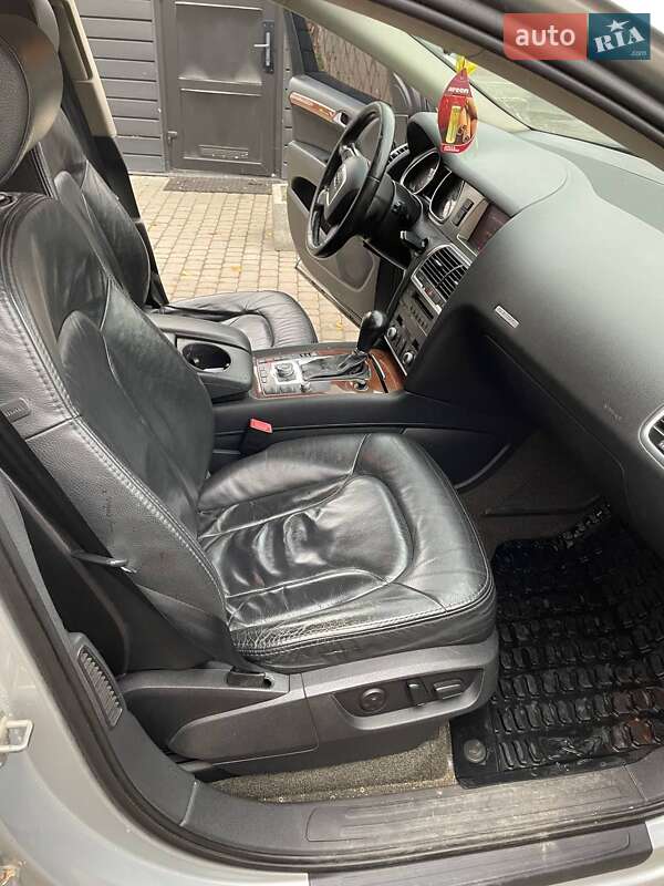 Внедорожник / Кроссовер Audi Q7 2006 в Львове