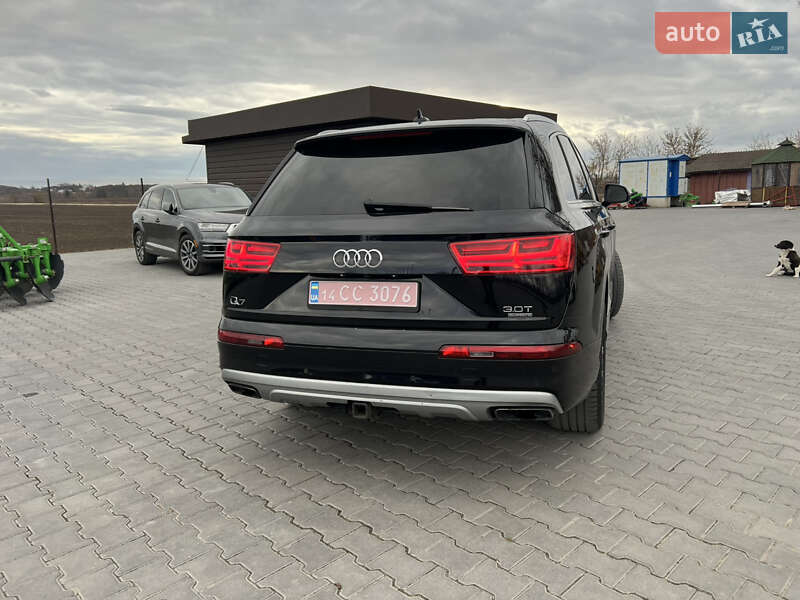 Позашляховик / Кросовер Audi Q7 2016 в Тернополі