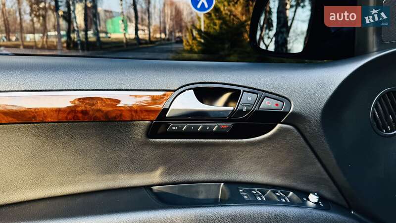 Внедорожник / Кроссовер Audi Q7 2015 в Киеве фото 45 Внедорожник / Кроссовер Audi Q7 2015 в Киеве