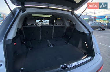 Внедорожник / Кроссовер Audi Q7 2022 в 