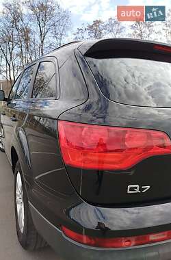 Внедорожник / Кроссовер Audi Q7 2006 в 