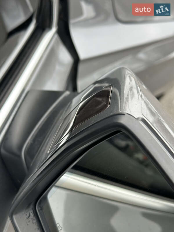 Позашляховик / Кросовер Audi Q7 2016 в Полтаві