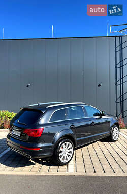 Внедорожник / Кроссовер Audi Q7 2007 в 
