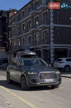 Внедорожник / Кроссовер Audi Q7 2015 в Сумах