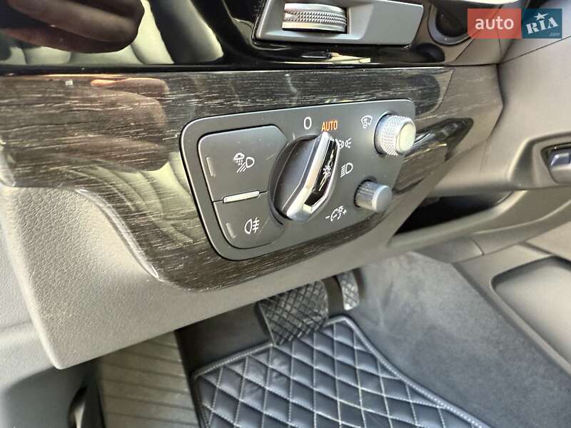 Внедорожник / Кроссовер Audi Q7 2016 в Ужгороде