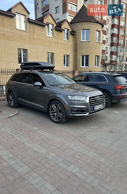 Внедорожник / Кроссовер Audi Q7 2015 в Сумах
