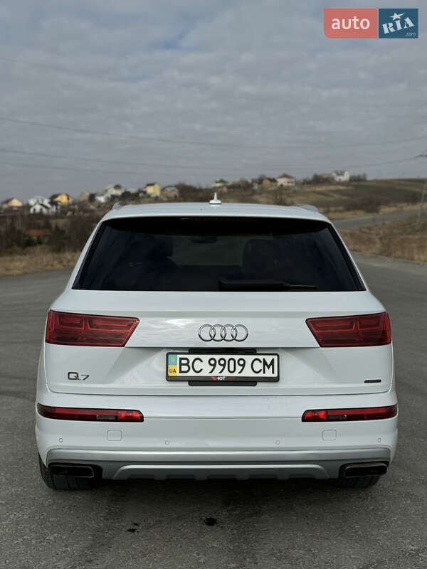 Внедорожник / Кроссовер Audi Q7 2019 в Трускавце