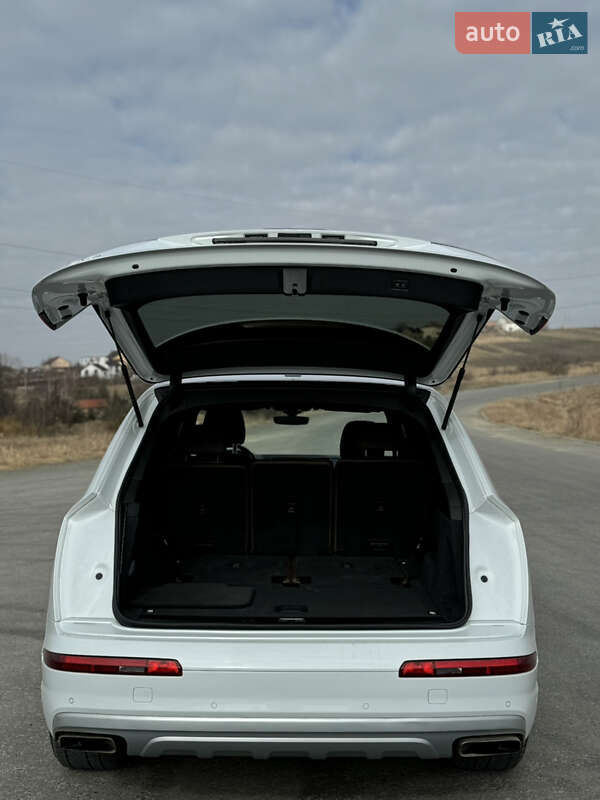 Внедорожник / Кроссовер Audi Q7 2019 в Трускавце